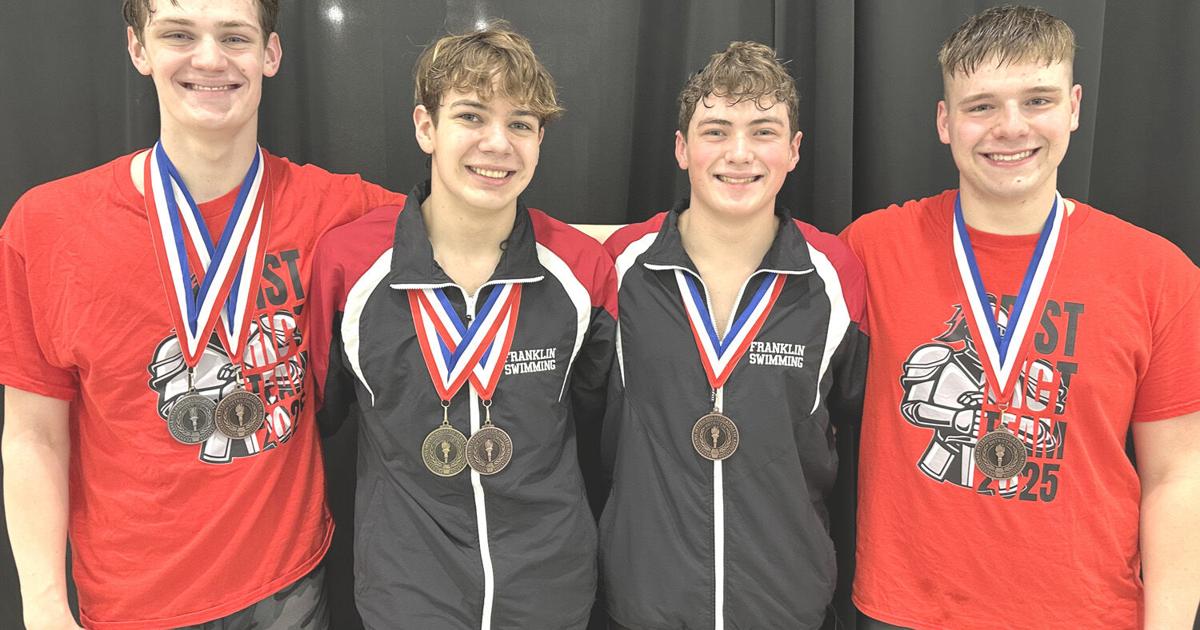 Knights, Oilers have strong showings in Day 1 of D-10 swim meet
