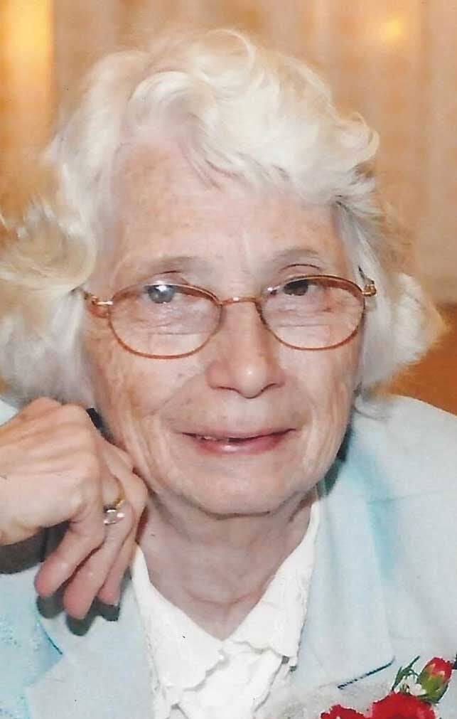 Shirley A. Snyder | Obituaries | Thederrick.com