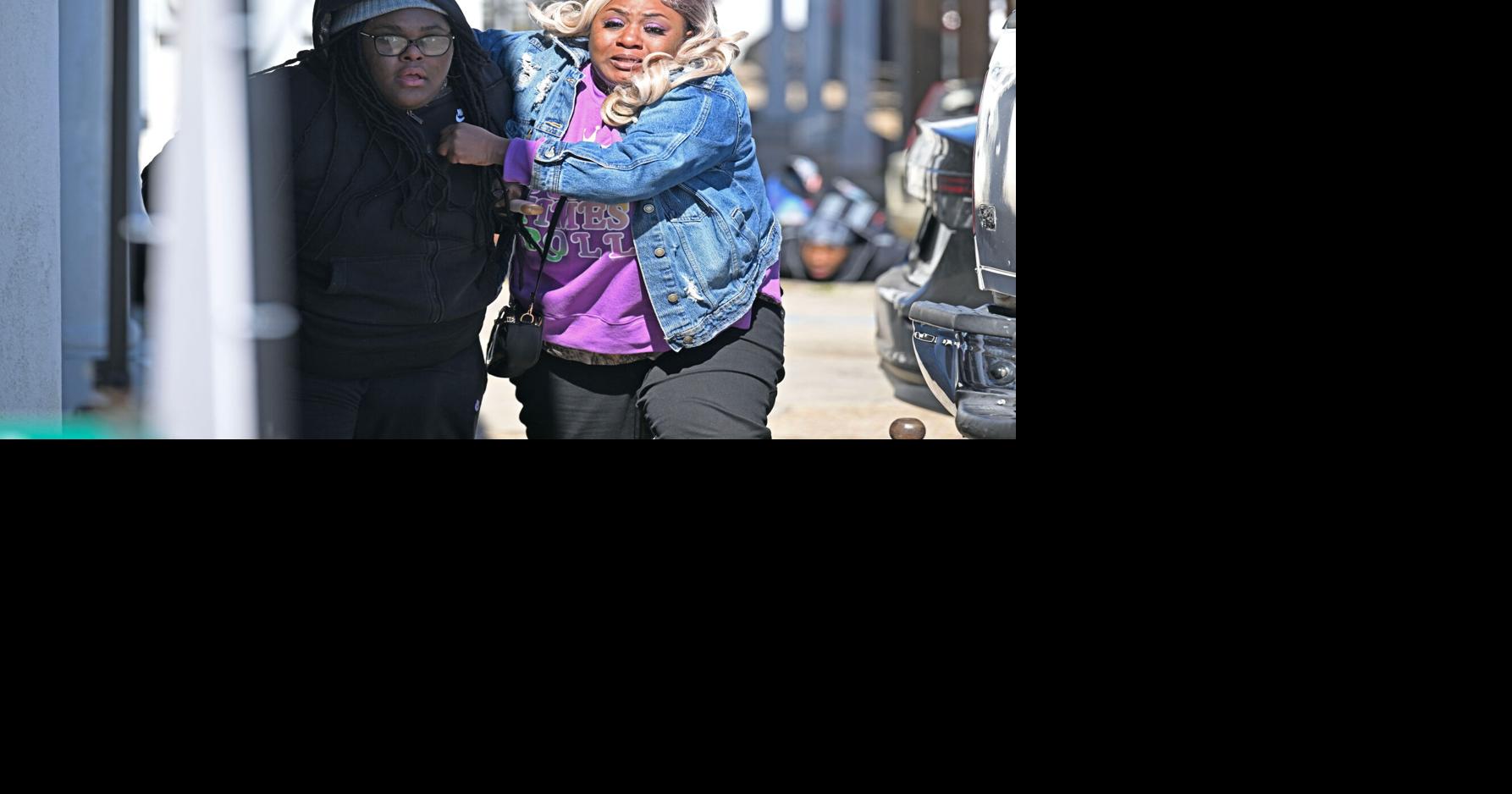 Shooting at Louisiana parade leaves 5 people wounded, including 6-year-old , sheriff says