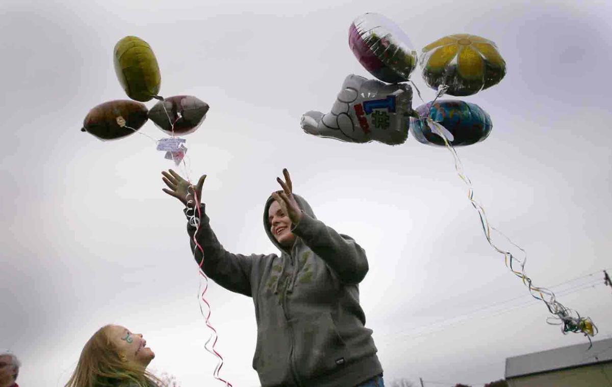Balloon Launch For Shauna Howe Held In Titusville Front Page Thederrick Com Shauna anderson, american restaurateur, author, historian, and business woman. balloon launch for shauna howe held in