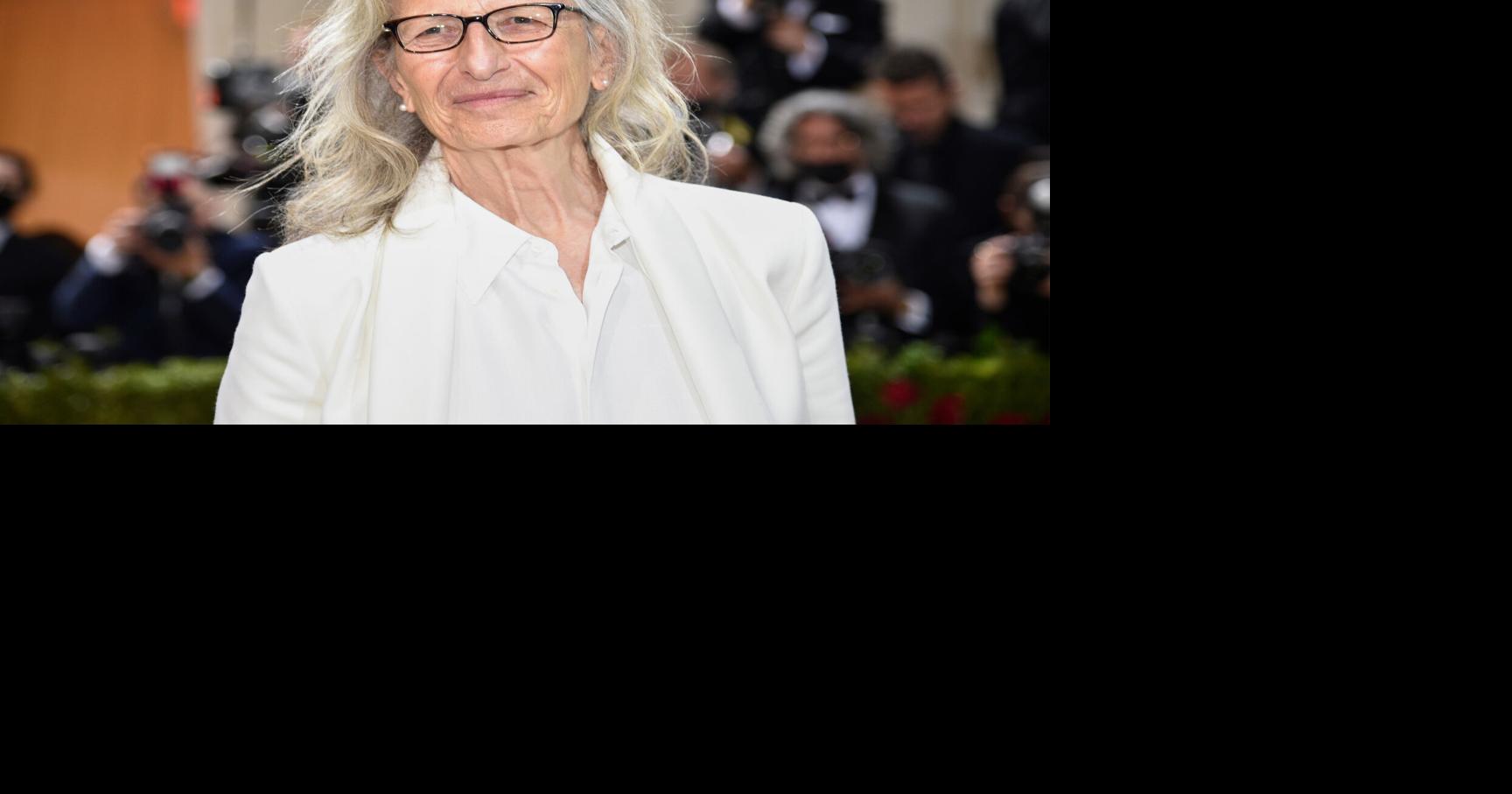 US soccer team must be en vogue: Annie Leibovitz was at training