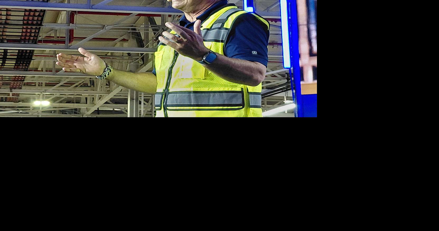 Daniel Howes: Ford's Farley warns against China entry into US auto market