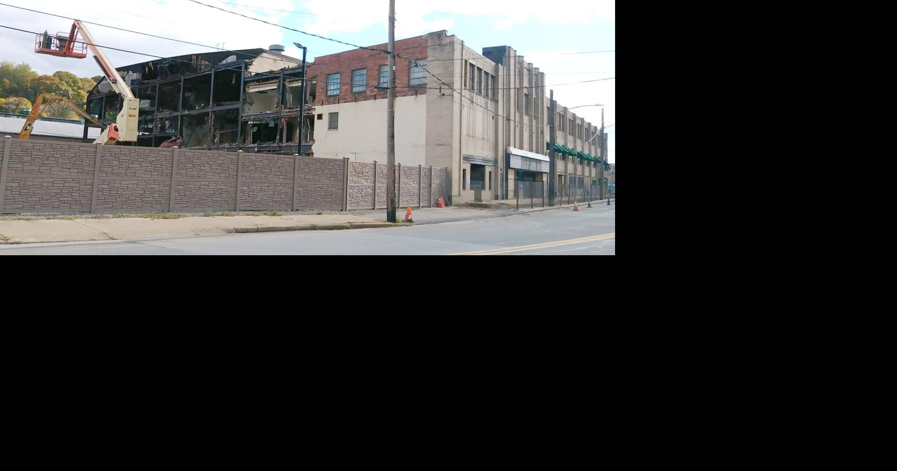 Demolition underway at old Drake Theatre | Free | thederrick.com