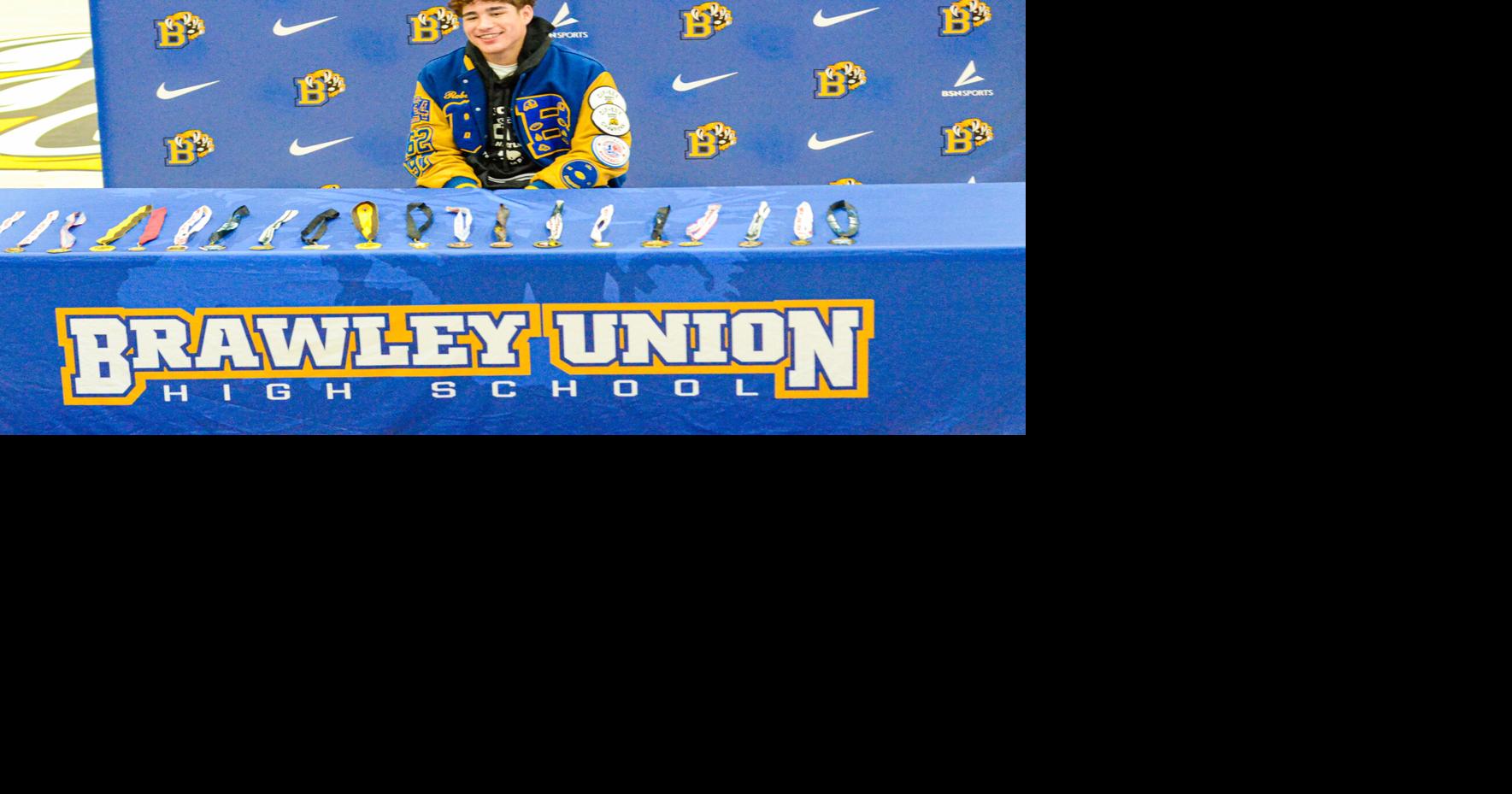 State wrestling champion honored at local ceremony | Sports ...