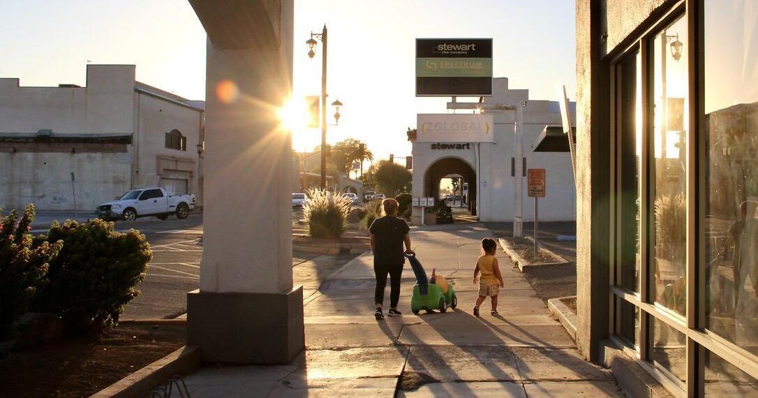 El Centro offers fee waivers to help entrepreneurs open downtown