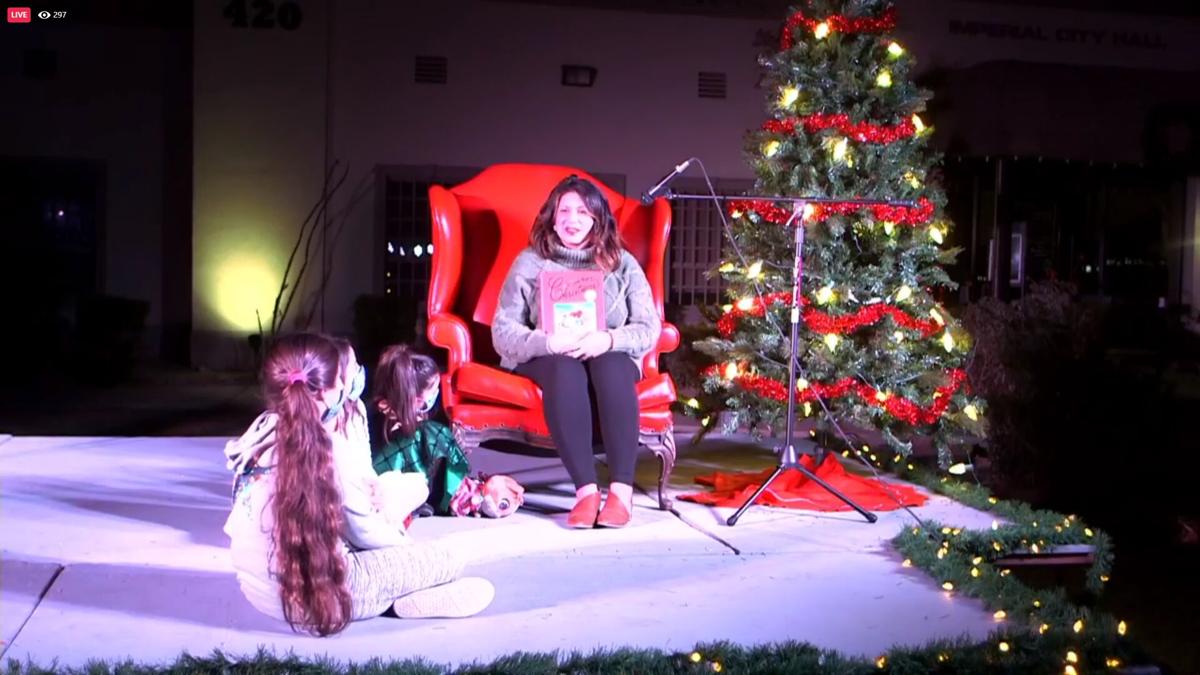 Christmas In A Small Town Imperial Ca 2022 Christmas Cheer Brought By Santa, Music And Many Lights In Imperial | News  | Thedesertreview.com