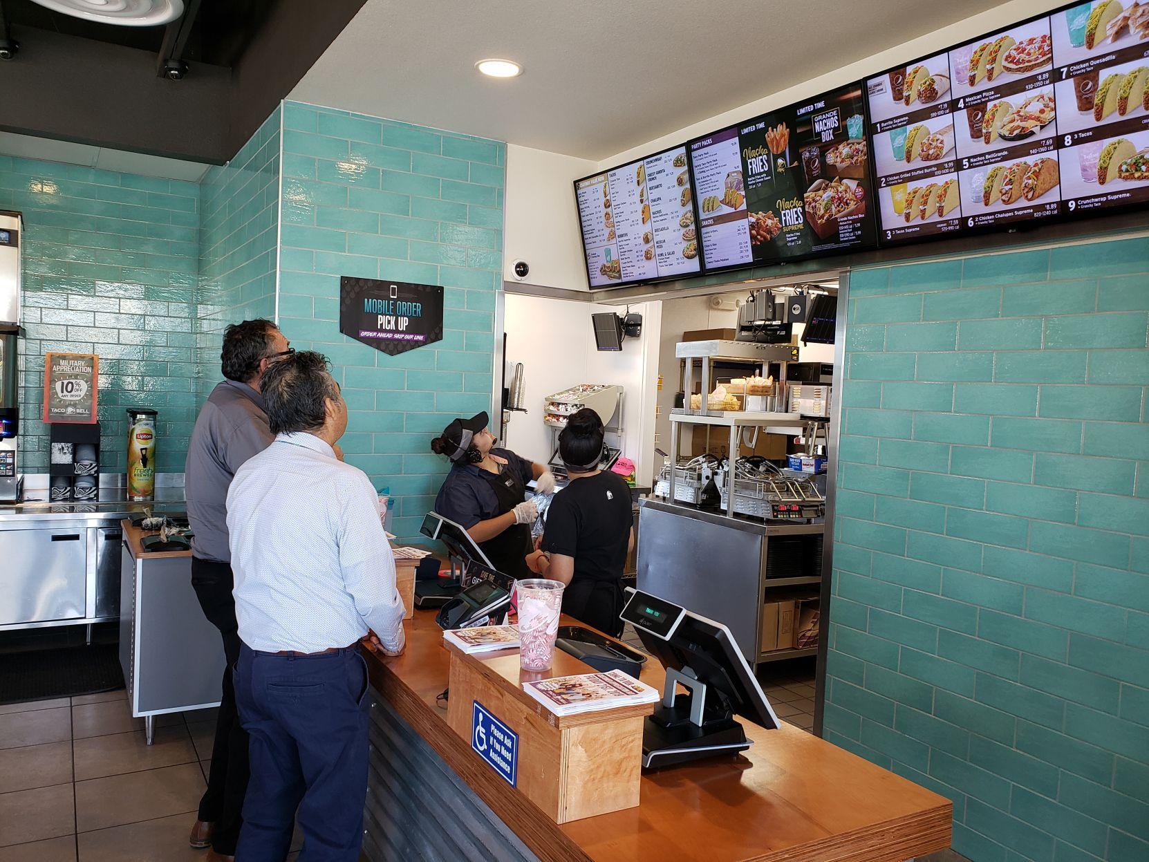 New Taco Bell appreciates customers in Brawley Business