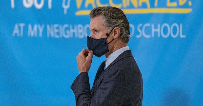 Newsom Renege On June 15 Promise Keeps Emergency Powers News Thedesertreview Com
