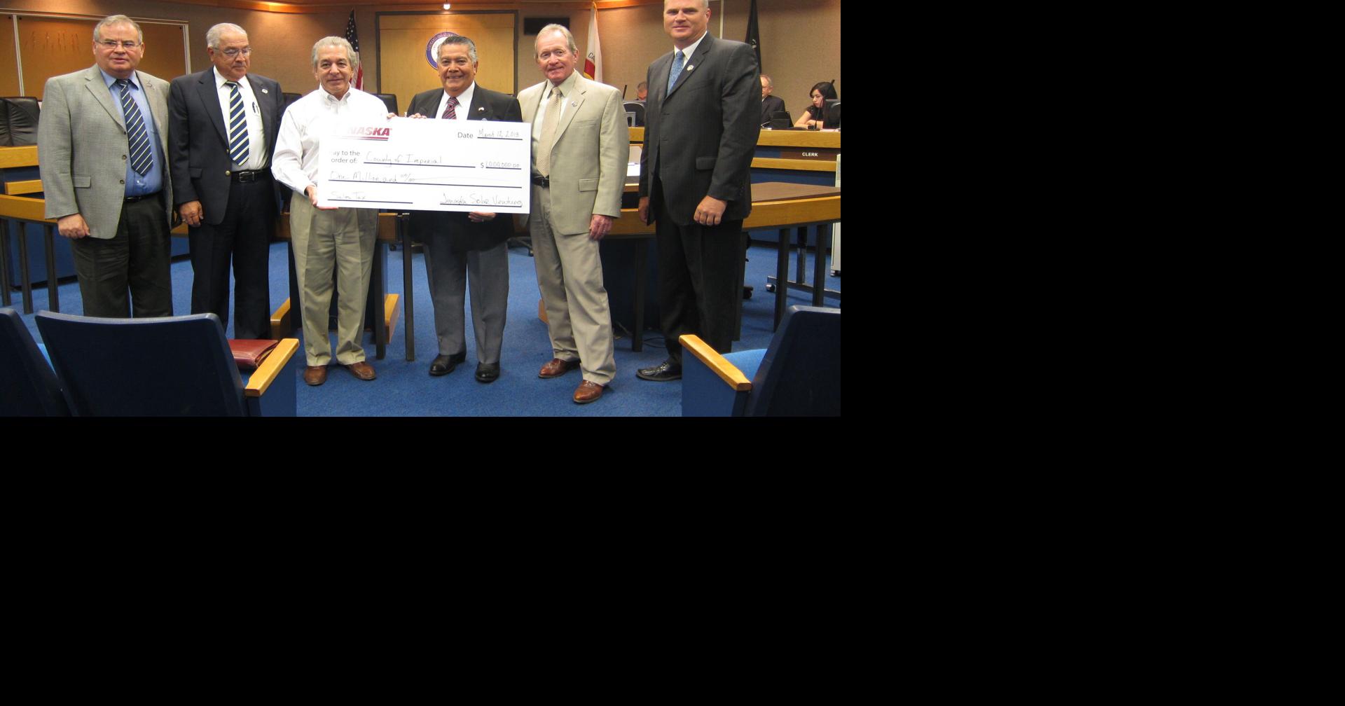 Tenaska Solar delivers $1 million dollar check to county | Local News ...