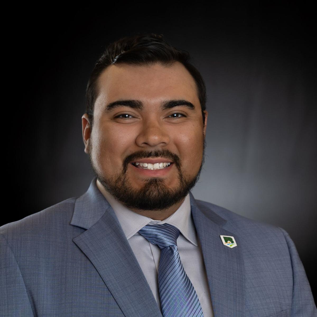 Local ag leader graduates from Leadership Farm Bureau program | Agriculture  | thedesertreview.com