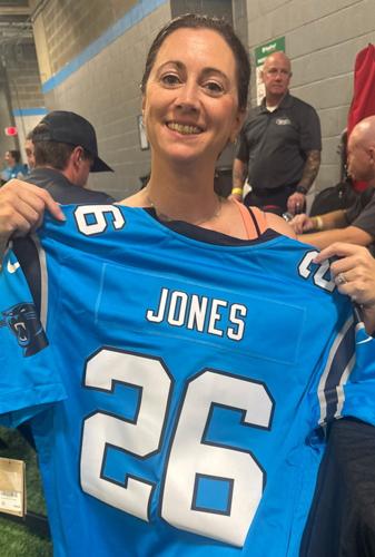 Ellenboro native assists deaf performers at Panther's game