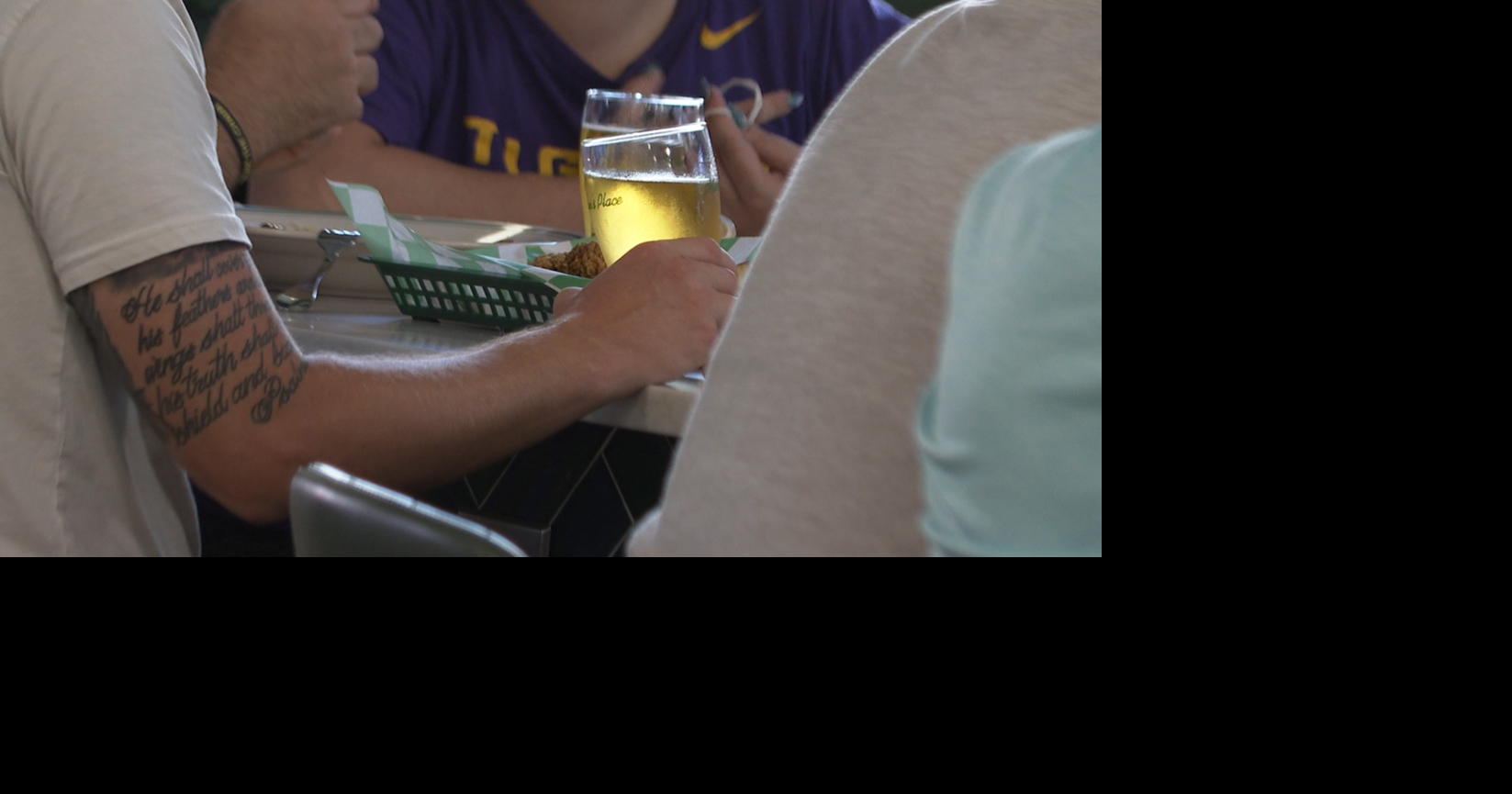Football season brings boost to local bars and restaurants