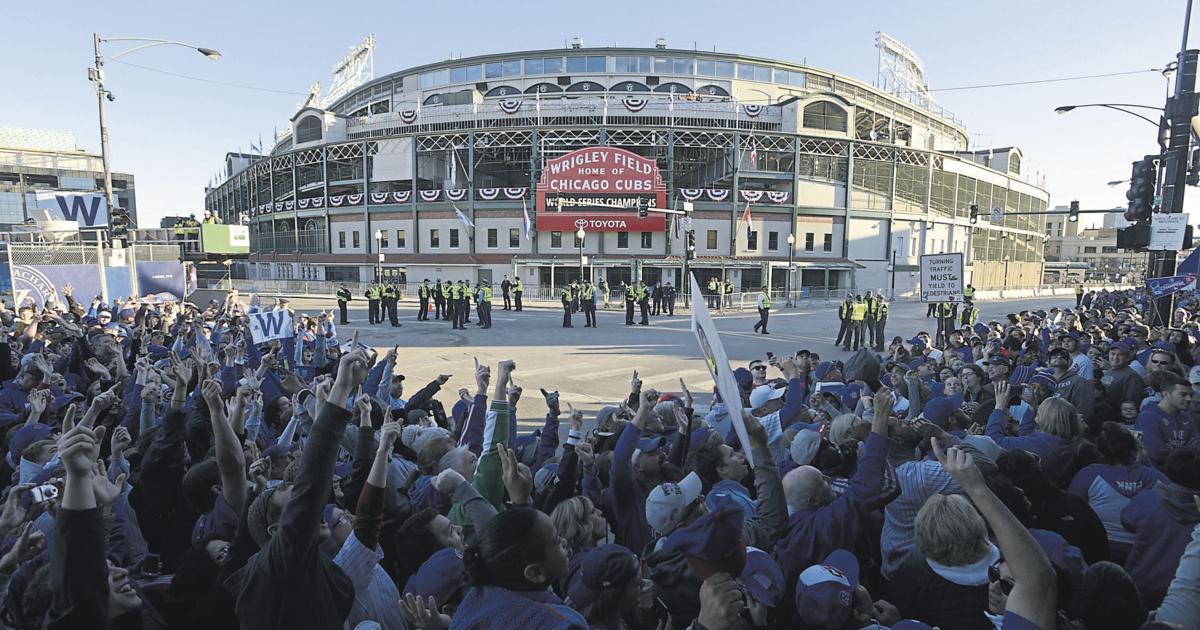 Baseball Team Rally Cubs celebrate with selfie at massive rally | Sports ...