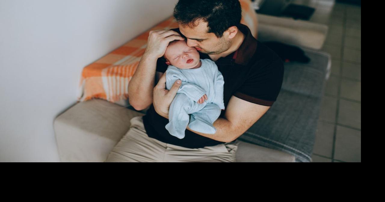 New dads who take longer parental leave less likely to suffer depression