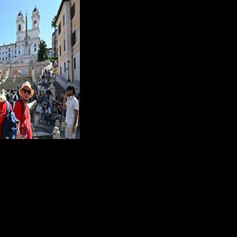 Thousands of young Catholics converge for grand Pope Leo vigil