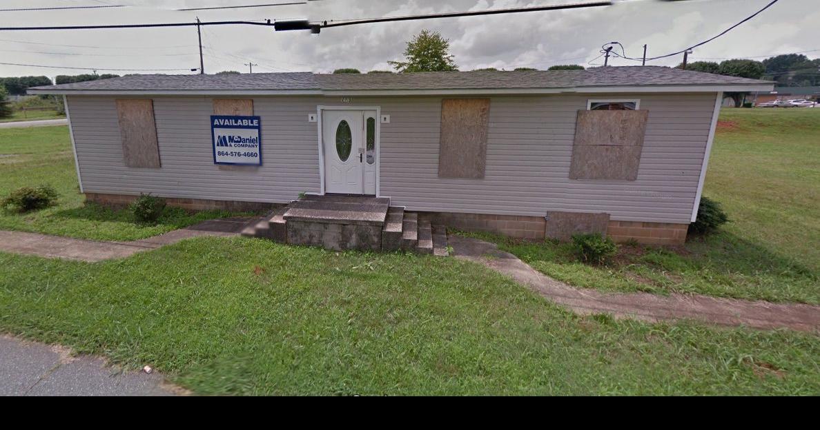 Spindale Council agrees to demolish two townowned structures