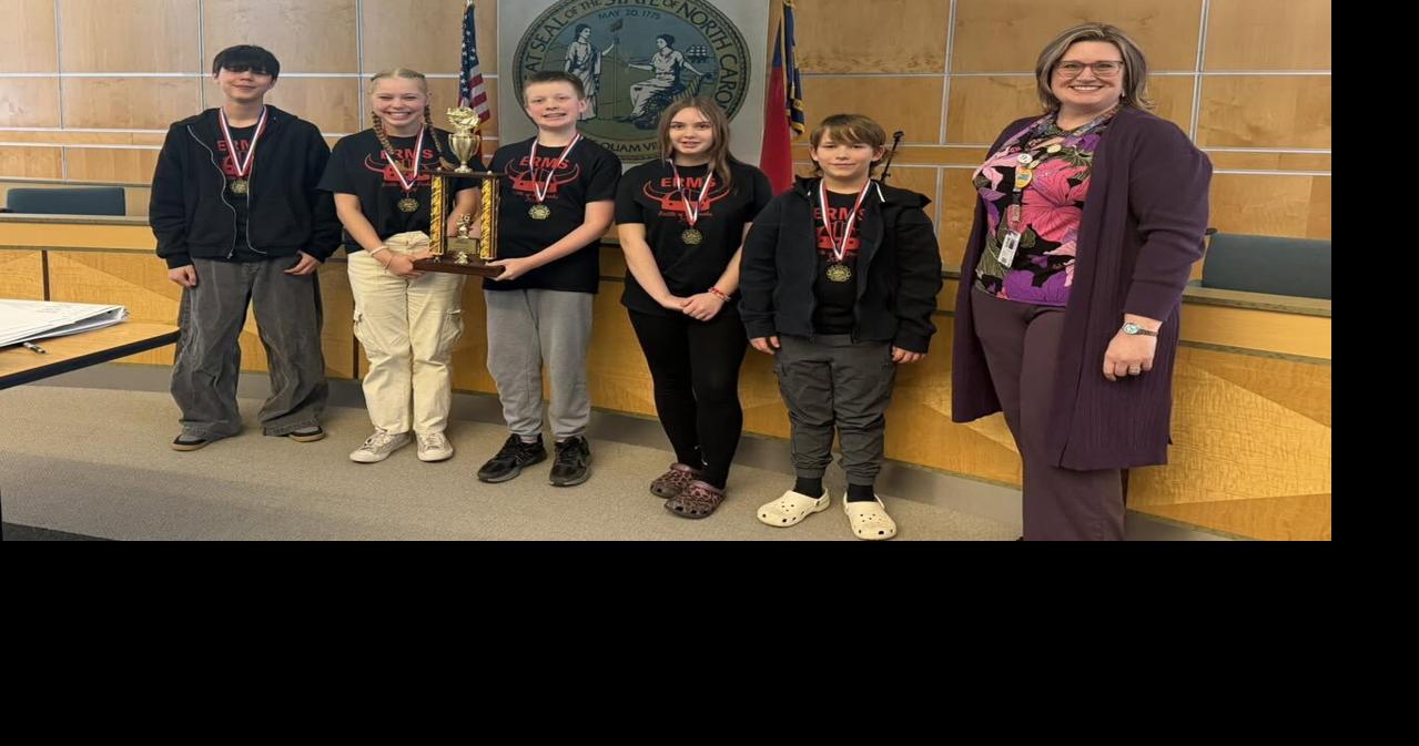 East Middle wins Battle of the Books | Archives | thedigitalcourier.com