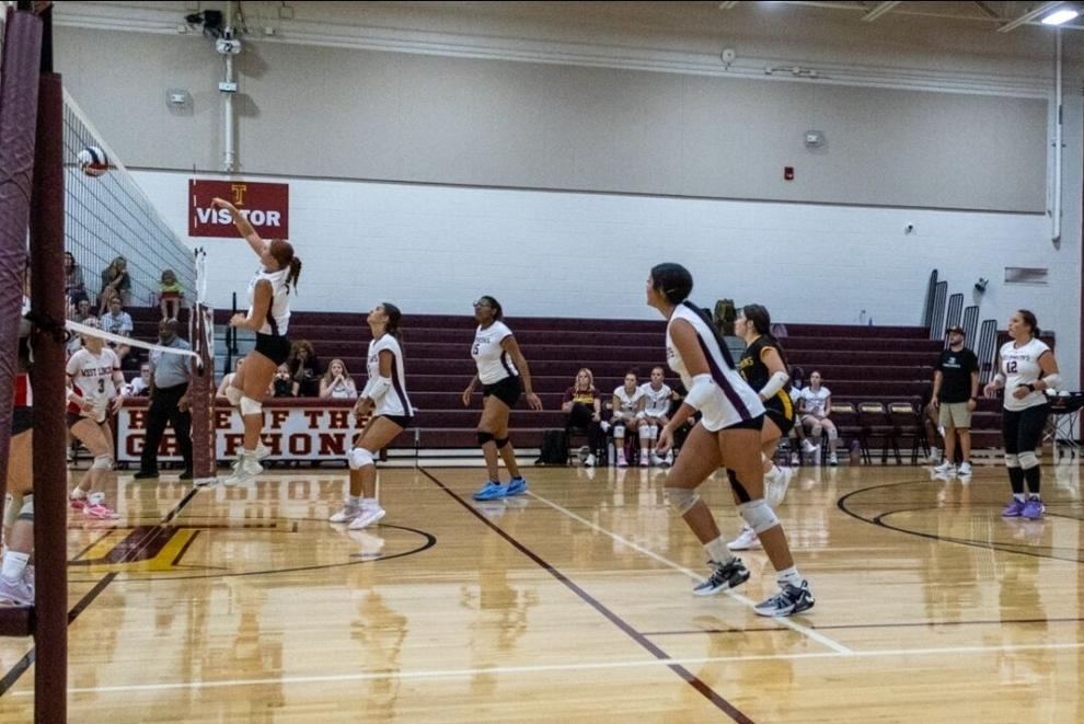 Thomas Jefferson volleyball opens season with win