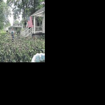 Storm downs trees, power lines Tuesday | News | thedigitalcourier.com