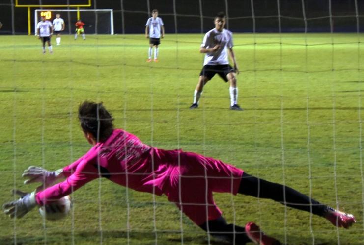 Chase slips past East