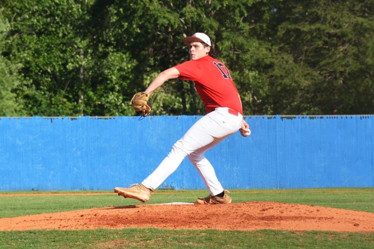 Hunter R Spiller R-S Central downs East, 5-3 | Archives | thedigitalcourier.com