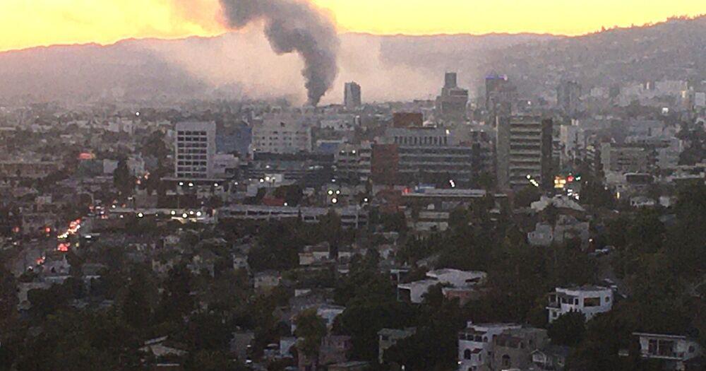 Hollywood fire destroys auto parts store and damages nearby businesses ...