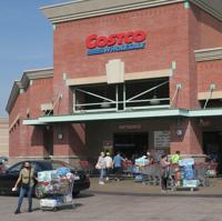 Atwater Village Costco entrance on election day 2020