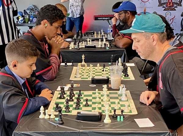 Chess Club Makes Winning Moves at Tournament - Glendale News-Press