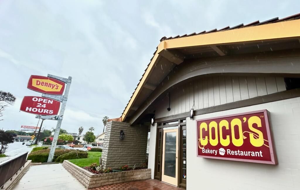 Dennys in Highland Park | | theeastsiderla.com