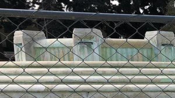 A leaky Mulholland Fountain in Los Feliz faces a lengthy closure | Los  Feliz News | theeastsiderla.com
