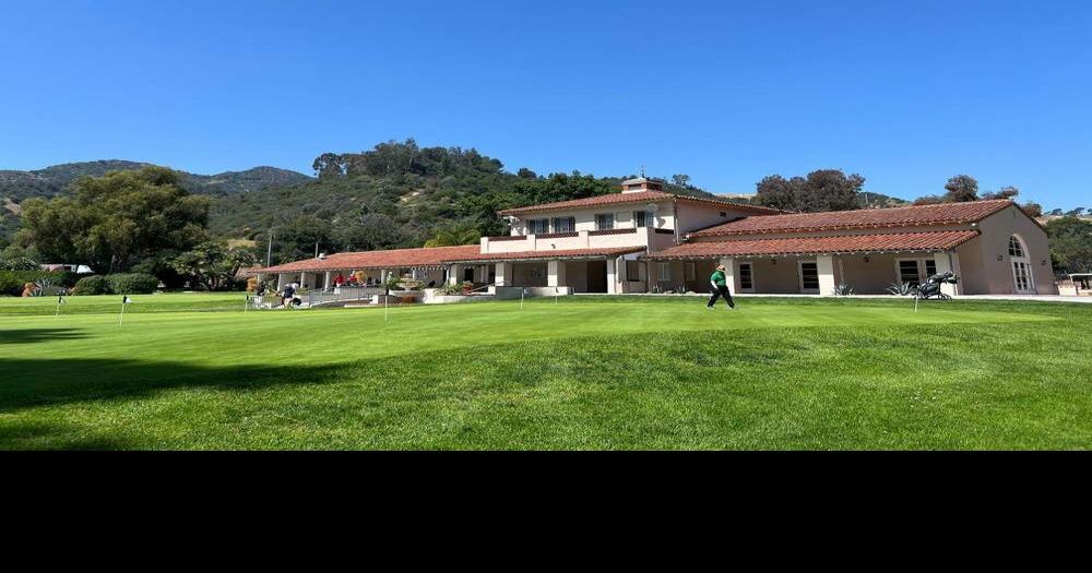 Newly restored Griffith Park Clubhouse offers a slice of country club life for golfers and non