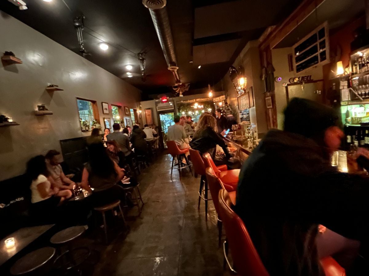 Bar Covell review: Los Feliznnoir wine and beer bar | Los Feliz News |  theeastsiderla.com