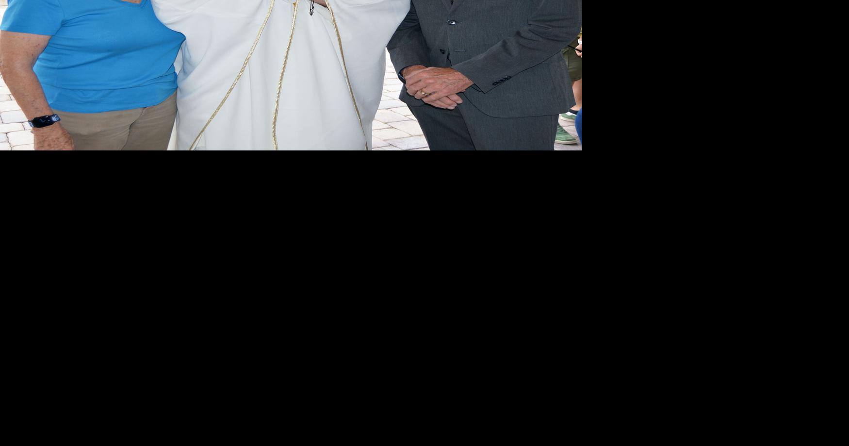 Priest returns to his roots and gives thanks