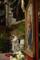 Pope Francis' Easter messages: Love, presence and beginning 'anew'