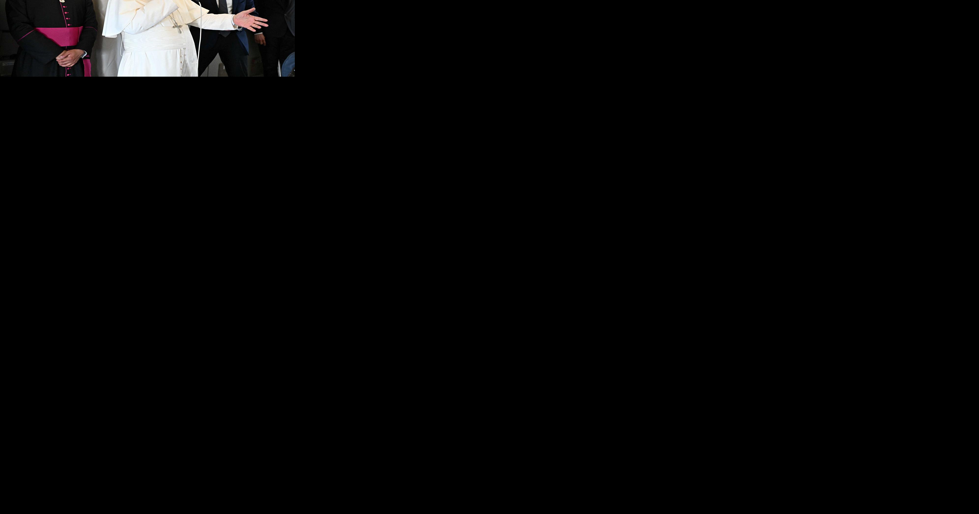 Pope Leo XIV rejects media 'narrative' his Africa remarks targeted Trump