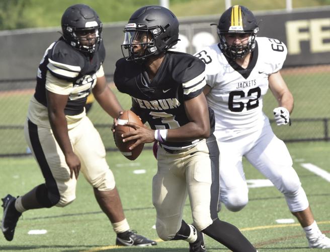 Extended scoring surge steers Yellow Jackets to victory