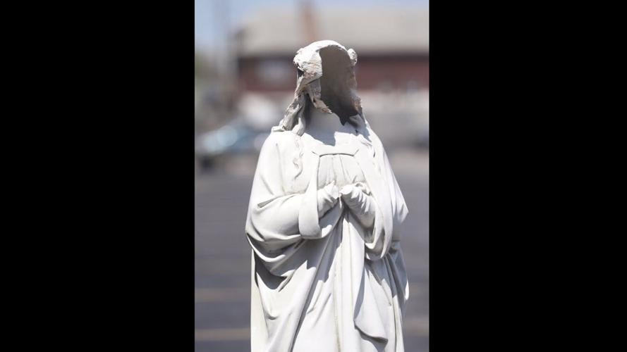 marystatue2