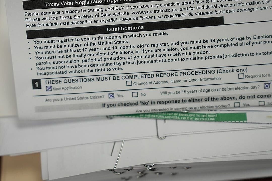 Delayed voter applications highlight the difficulties of registering in Texas, experts say
