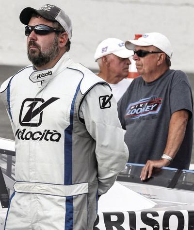 Looney seeks third SBS win, big payday