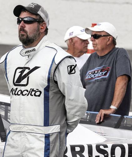 Looney seeks third SBS win, big payday