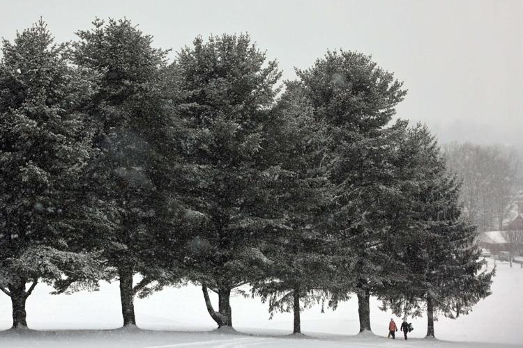 021125-roa-nr-snowfall