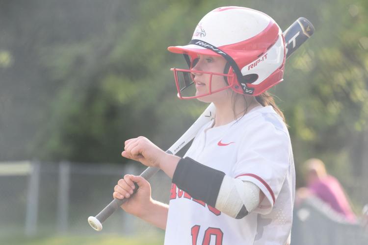 Cavaliers blank Eagles, Golden Eagles for championship