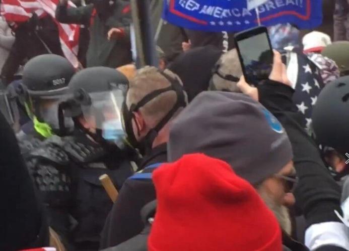 040822-roa-robertson p01