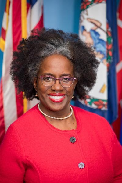 Connie Clay headshot