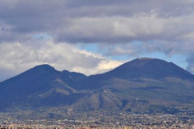 US tourist survives fall into Mount Vesuvius after reaching for phone