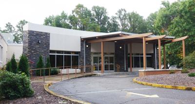 Pioneer Community Hospital