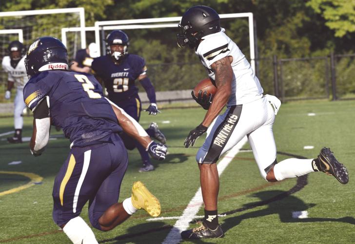Jones' play propels Panthers past Captains