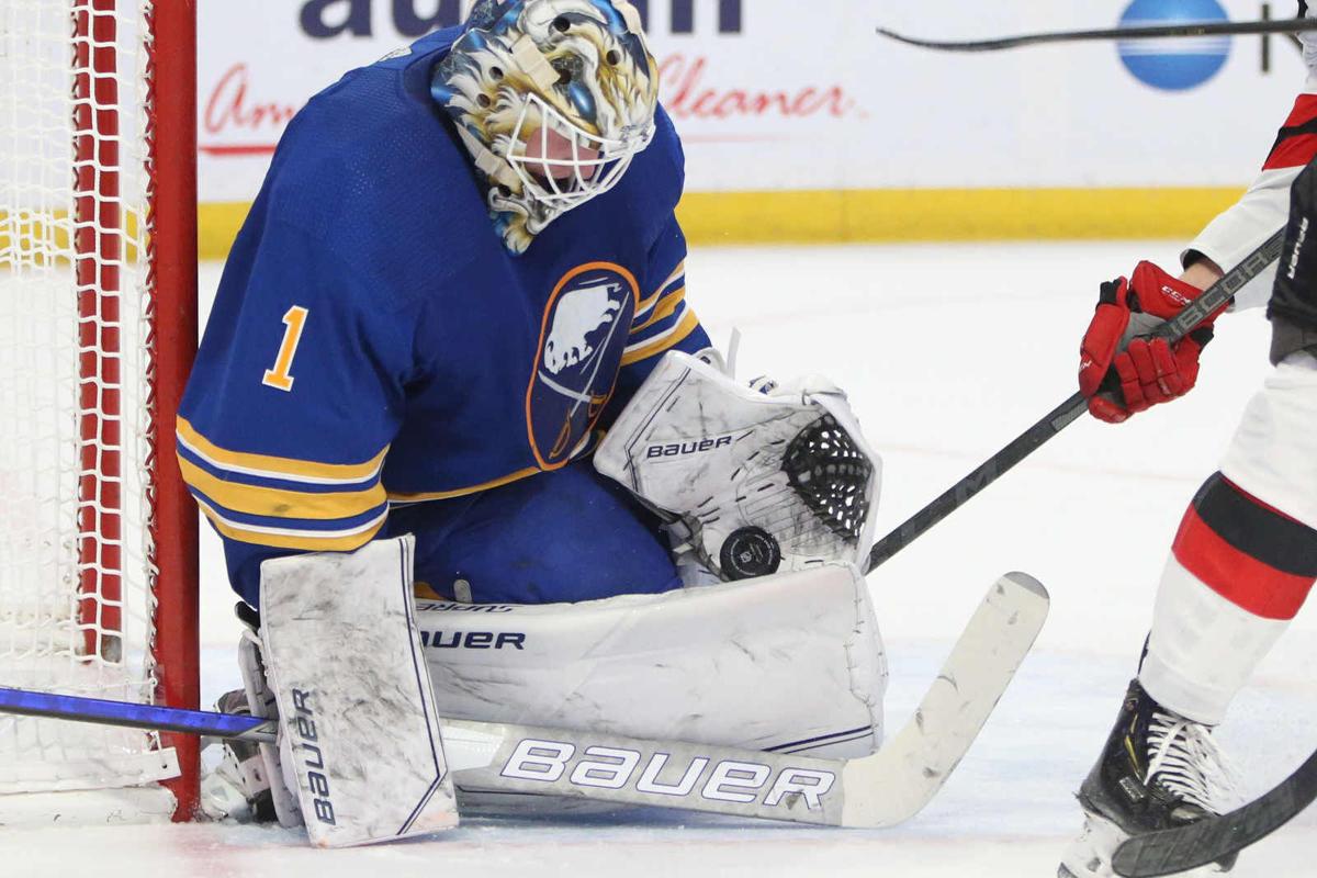 Sabres Devils second