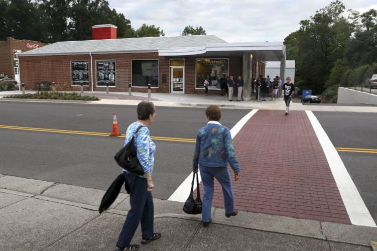 Harvester center 05 (copy)