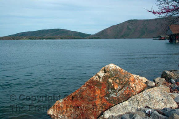 Foundation finalizes 5,000-acre Smith Mountain easement